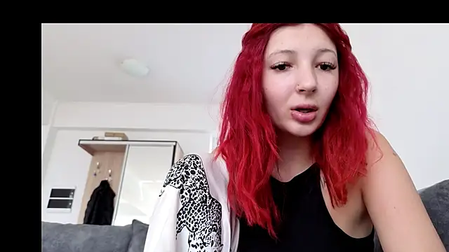 Snapshot of Alissa_kiss chatting on 10-02-25, 10:51 Alissa kiss online show from 10-02-25, 10:51