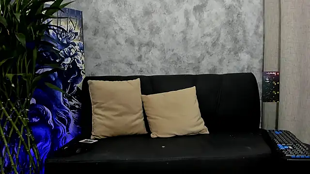 boyc022  online show from 10-29-25, 12:20