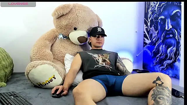 boyc022  online show from 01-14-26, 02:15