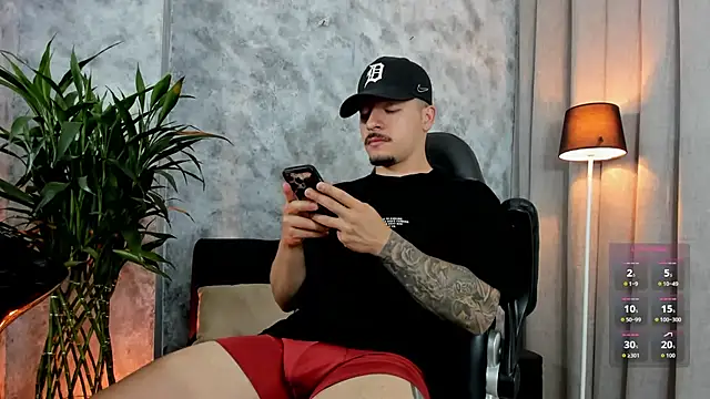 boyc022  online show from 03-27-26, 12:41