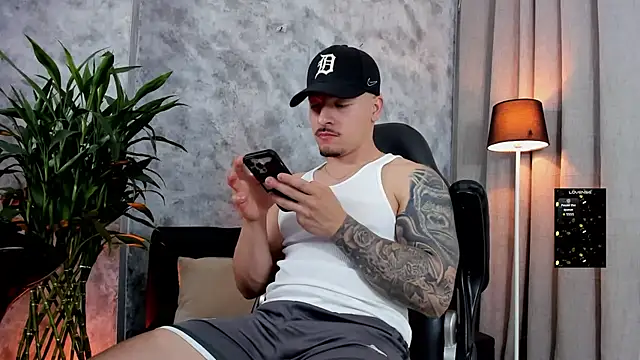 boyc022  online show from 03-07-26, 01:56