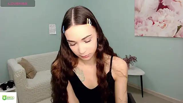 AmyJonas online show from 04-03-26, 04:52