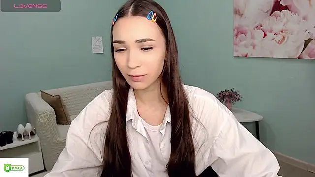 Snapshot of AmyJonas chatting on 05-08-26, 04:38 AmyJonas online show from 05-08-26, 04:38
