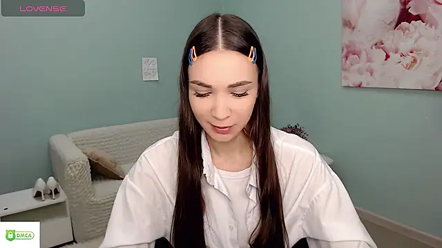 Snapshot of AmyJonas chatting on 05-04-26, 04:49 AmyJonas online show from 05-04-26, 04:49