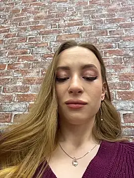  AngelMoon  online show from 11-18-25, 04:05