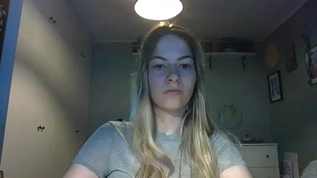 Snapshot of ROSIEx_sweet chatting on 09-16-25, 06:47 ROSIEx sweet online show from 09-16-25, 06:47