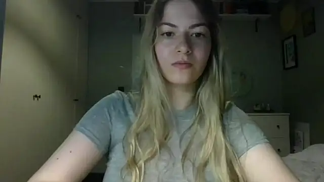Snapshot of ROSIEx_sweet chatting on 09-22-25, 06:41 ROSIEx sweet online show from 09-22-25, 06:41