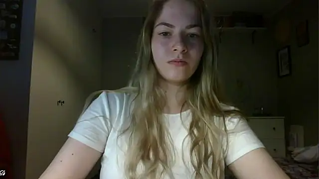 Snapshot of ROSIEx_sweet chatting on 10-24-25, 07:07 ROSIEx sweet online show from 10-24-25, 07:07