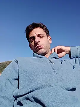 MrTamburine22 online show from 11-05-25, 01:25