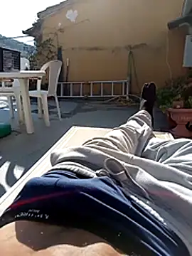 MrTamburine22 online show from 10-18-25, 01:02