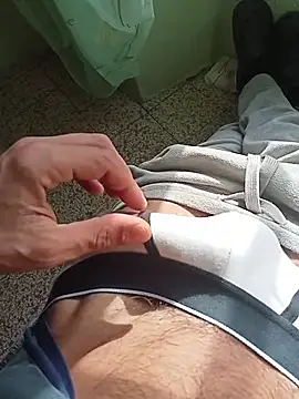 MrTamburine22 online show from 11-21-25, 12:15