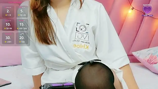 hornybarelylegalgirl online show from 03-11-26, 12:43