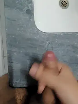 Snapshot of KeepCummingForYou73 chatting on 10-20-25, 02:46 KeepCummingForYou73 online show from 10-20-25, 02:46