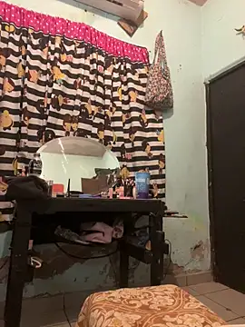 Snapshot of Nataliaduhh chatting on 10-08-25, 11:01 Nataliaduhh online show from 10-08-25, 11:01