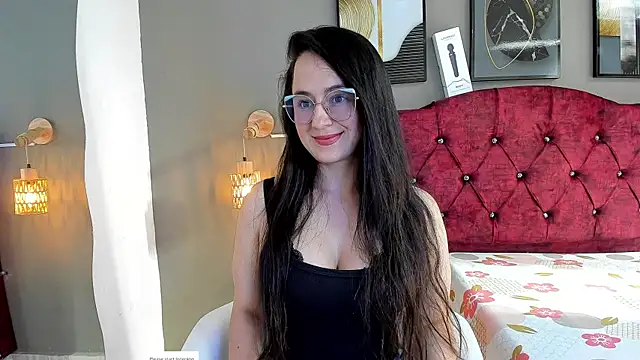 Snapshot of angela_nix chatting on 06-11-26, 04:04 angela nix online show from 06-11-26, 04:04