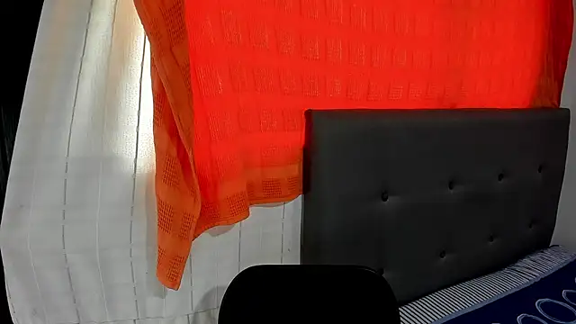 angela nix online show from 09-30-25, 02:45