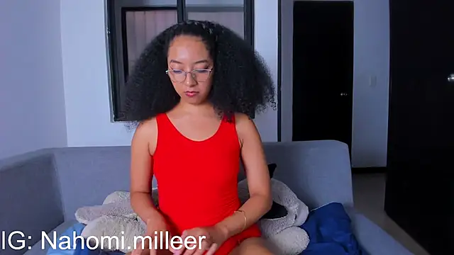 Snapshot of NAHOMI_MILLER chatting on 10-24-25, 09:58 NAHOMI MILLER online show from 10-24-25, 09:58