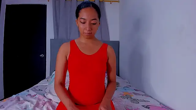 Snapshot of NAHOMI_MILLER chatting on 03-09-25, 01:25 NAHOMI MILLER online show from 03-09-25, 01:25