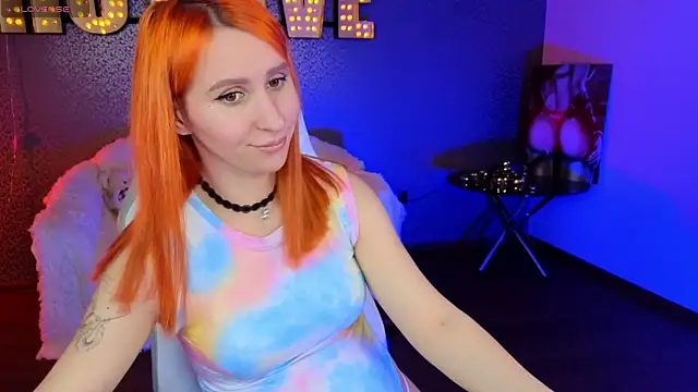 AliceBYKiss online show from 01-24-25, 03:45