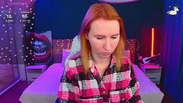 AliceBYKiss online show from 02-14-26, 06:02