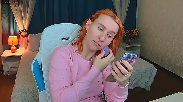 AliceBYKiss online show from 02-26-25, 06:19