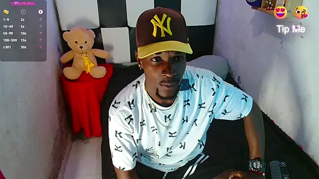 Aroonpapisex online show from 04-04-26, 02:18