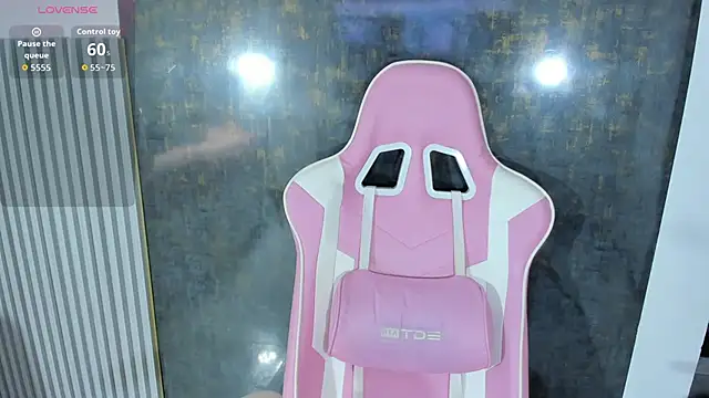 lana boomer online show from 04-04-26, 07:31