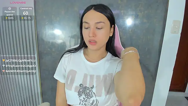 lana boomer online show from 04-11-26, 01:04