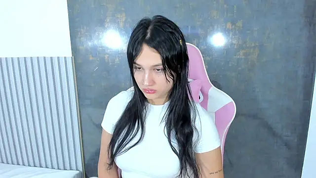 lana boomer online show from 11-04-25, 08:12