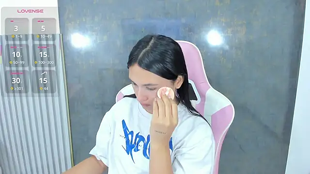 lana boomer online show from 12-21-25, 07:15