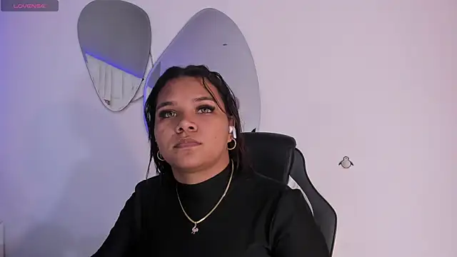 Carolina Evanss online show from 10-31-25, 11:29