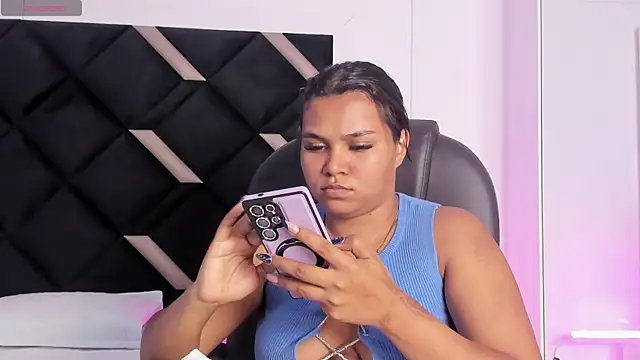 Carolina Evanss online show from 07-16-26, 04:20