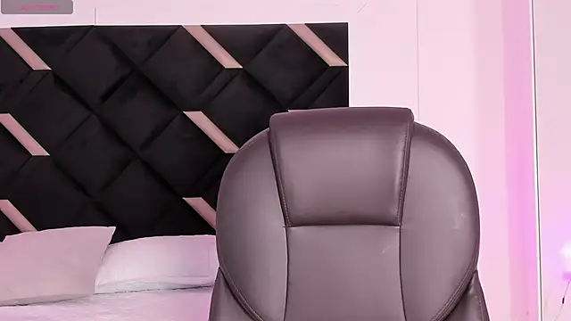 Carolina Evanss online show from 03-28-26, 04:02