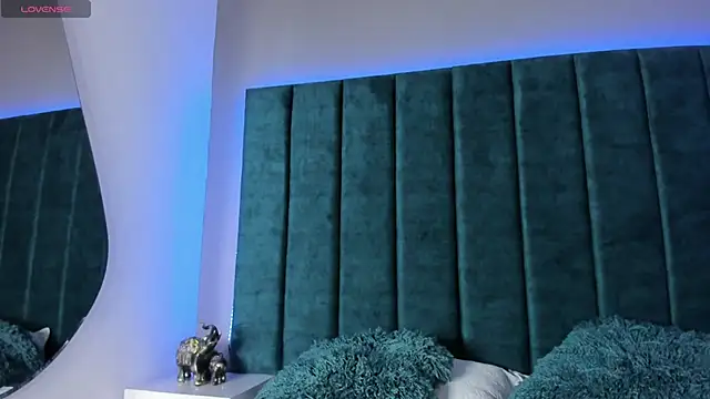 Carolina Evanss online show from 03-03-26, 03:57