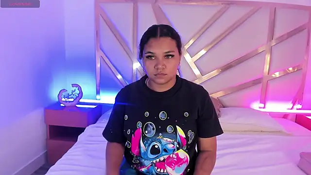 Carolina Evanss online show from 10-17-25, 11:34