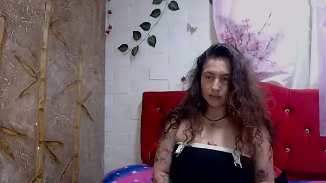 Snapshot of Leyla_Horny_Bg chatting on 03-19-25, 03:20 Leyla Horny Bg online show from 03-19-25, 03:20