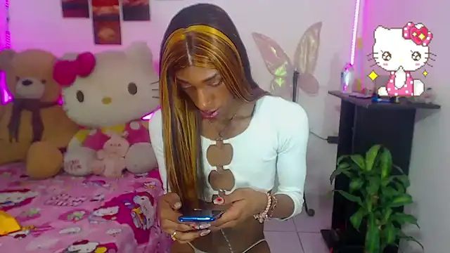 lucianadolll online show from 03-06-26, 03:40