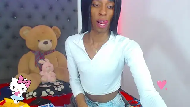 lucianadolll online show from 10-24-25, 06:01