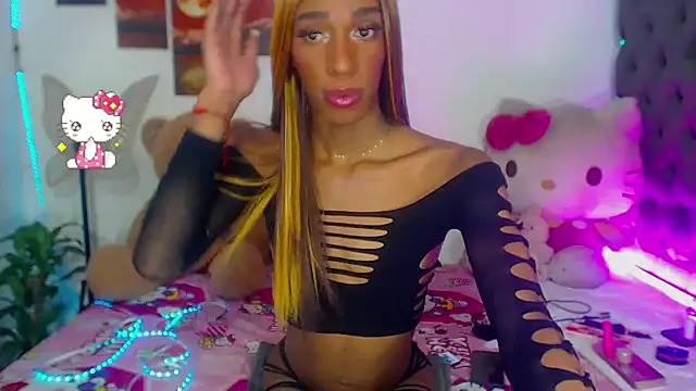 lucianadolll online show from 03-26-26, 07:17