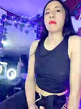 Snapshot of -Lola_Bunny chatting on 02-09-25, 10:43 -Lola Bunny online show from 02-09-25, 10:43