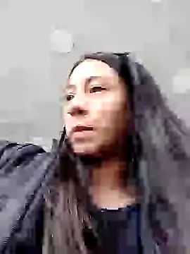 Snapshot of -Lola_Bunny chatting on 02-09-25, 05:22 -Lola Bunny online show from 02-09-25, 05:22