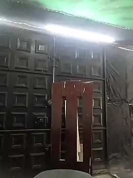 Snapshot of -Lola_Bunny chatting on 03-09-25, 08:31 -Lola Bunny online show from 03-09-25, 08:31