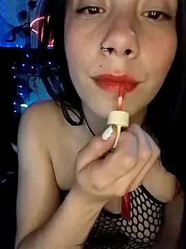 Snapshot of -Lola_Bunny chatting on 03-13-25, 03:33 -Lola Bunny online show from 03-13-25, 03:33