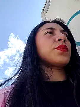 Snapshot of -Lola_Bunny chatting on 02-23-25, 07:17 -Lola Bunny online show from 02-23-25, 07:17