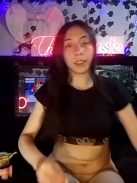 Snapshot of -Lola_Bunny chatting on 03-19-25, 12:59 -Lola Bunny online show from 03-19-25, 12:59