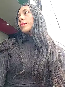 Snapshot of -Lola_Bunny chatting on 02-18-25, 09:31 -Lola Bunny online show from 02-18-25, 09:31