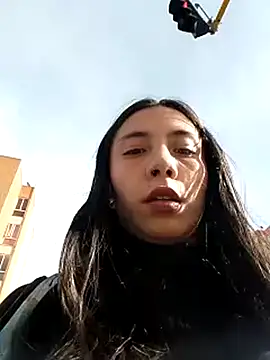 Snapshot of -Lola_Bunny chatting on 03-21-25, 09:01 -Lola Bunny online show from 03-21-25, 09:01