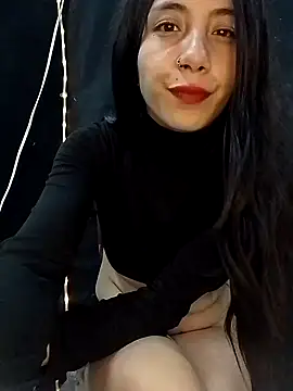 Snapshot of -Lola_Bunny chatting on 03-10-25, 12:18 -Lola Bunny online show from 03-10-25, 12:18