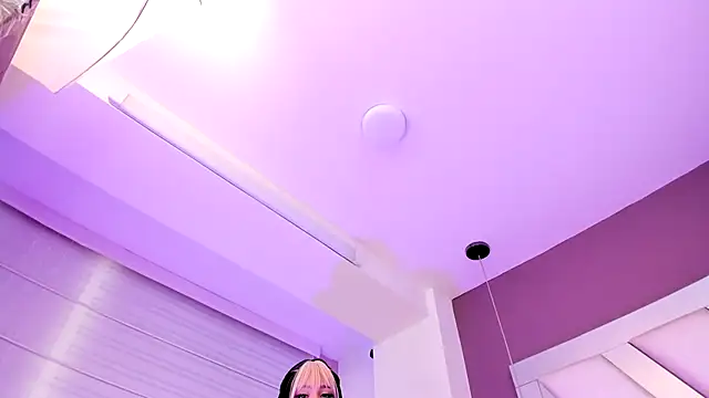 MadissonRey online show from 10-28-25, 04:39