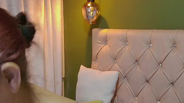 renata milf  online show from 09-21-25, 11:59